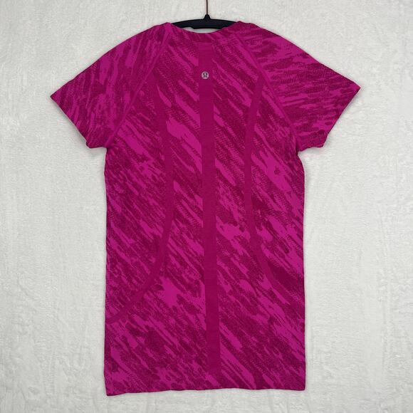 Lululemon Swiftly Tech Short Sleeve Shirt 2.0 Sz 6
Mesh Camo PowPink/Ripened Ras - Picture 4 of 15